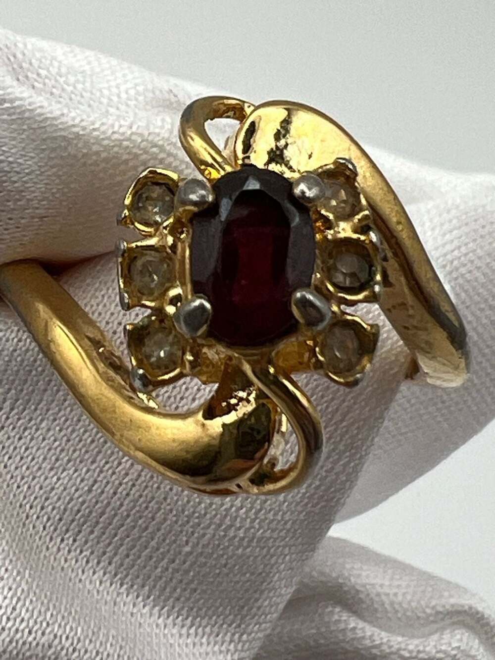 Vintage Gold Tone Oval Garnet and Accent Stone Bypass Ring Size 6
